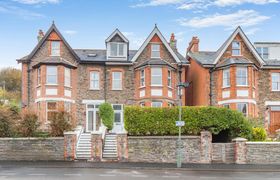 Photo of 3-bed-in-lynton-3