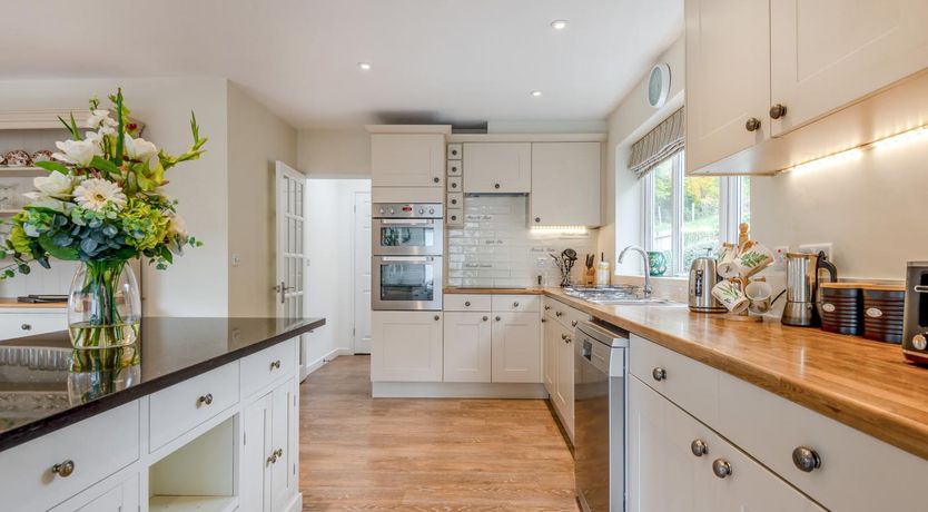 Photo of 4 Bed in Hereford