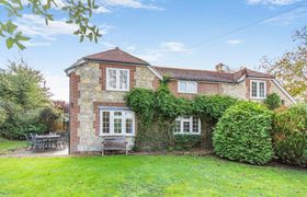 Photo of 3-bed-in-seaview