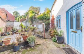 Photo of 2-bed-in-ashbourne-2