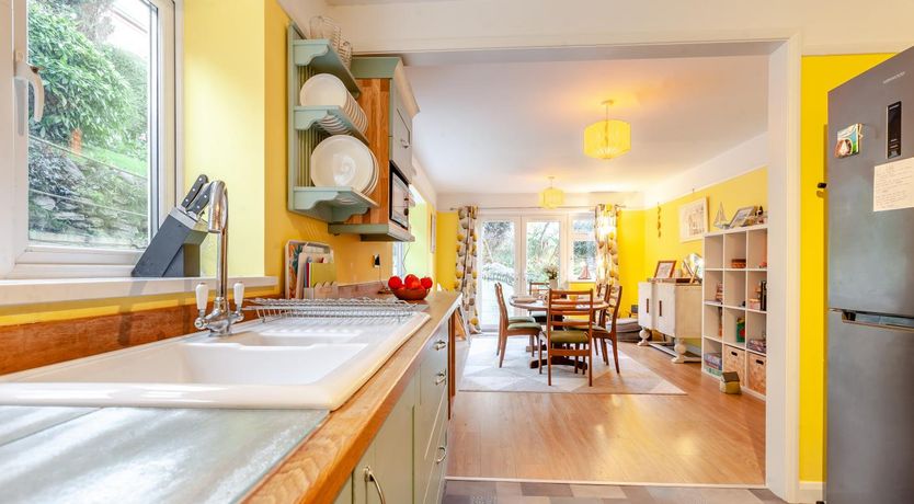 Photo of 3 Bed in Ilfracombe