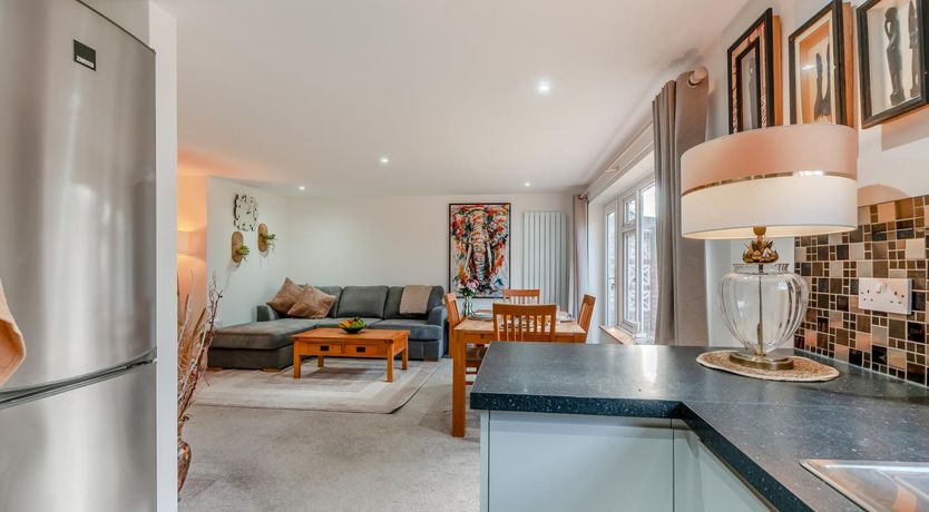 Photo of 2 Bed in Broadstairs
