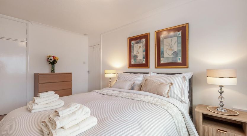 Photo of 2 Bed in Broadstairs