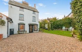 Photo of 3-bed-in-broadstairs-2