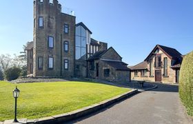 Photo of 6-bed-in-chapel-en-le-frith