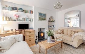 Photo of 2-bed-in-lyme-regis-2