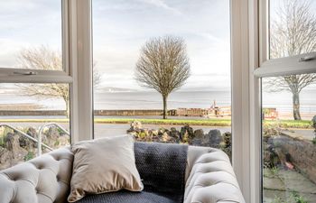 5 Bed in Mumbles Holiday Home