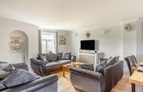 Photo of 4-bed-in-newquay-8