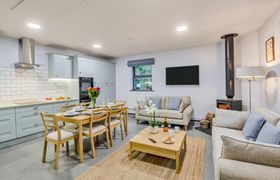 Photo of 4-bed-in-llanrwst