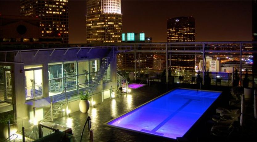 Photo of 1010 Wilshire