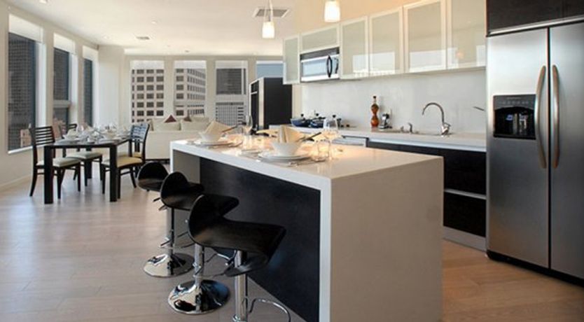 Photo of 1010 Wilshire