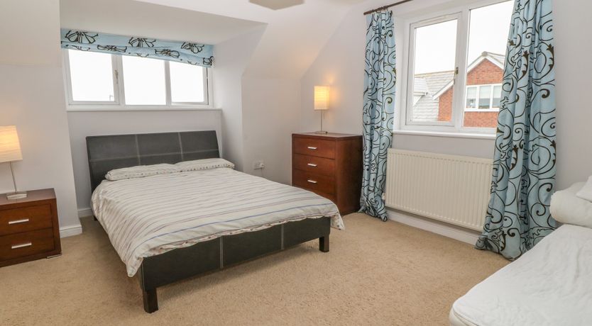 Photo of 5 Cae Derwydd