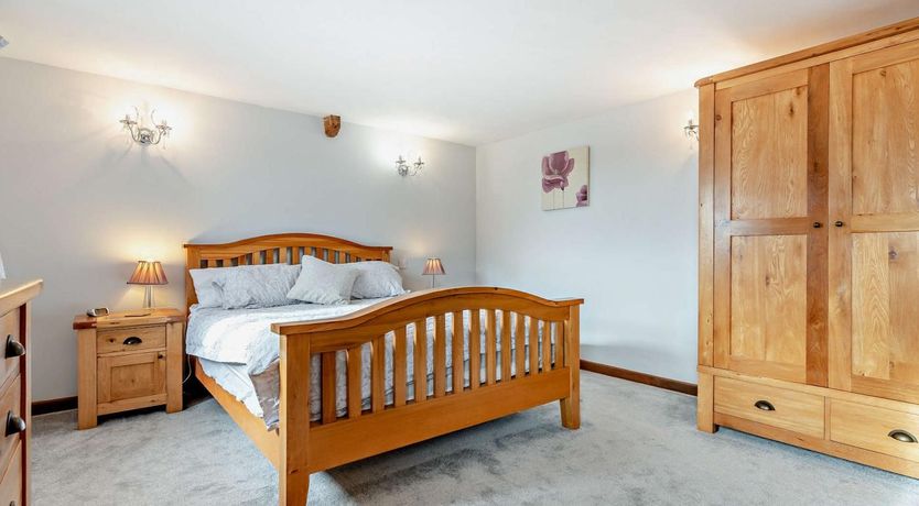 Photo of 1 Bed in Looe