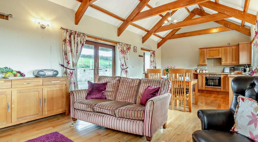 Photo of 1 Bed in Looe