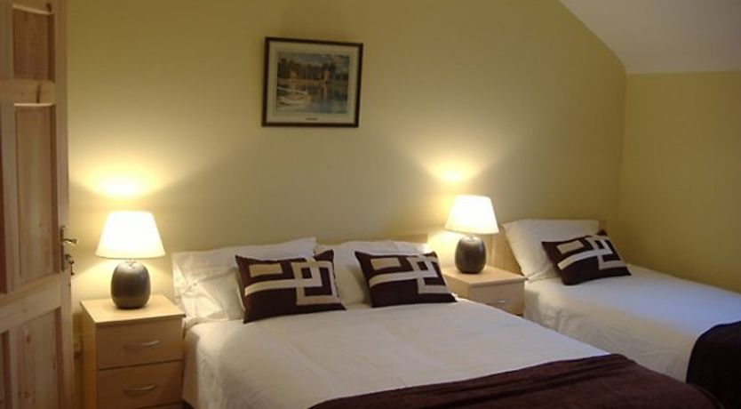 Photo of Clifden Town Cottage (224)