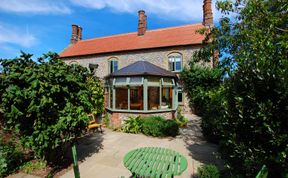 Photo of Folly Cottage