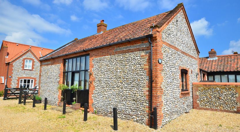 Photo of Swallow Barn