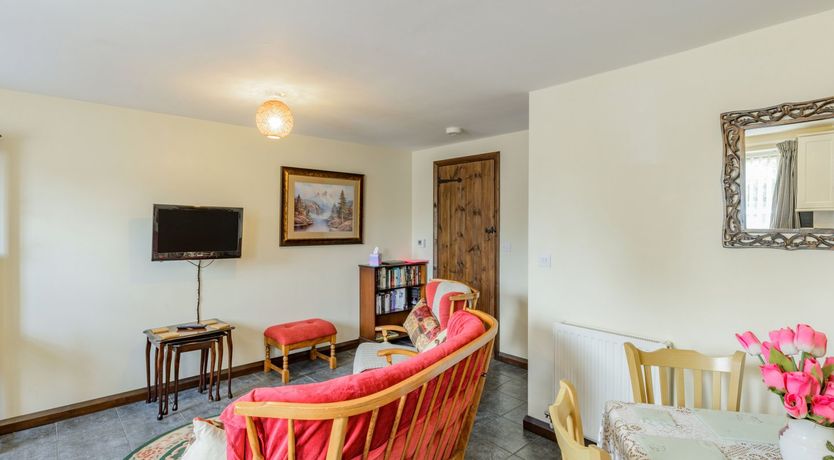 Photo of Yew Tree Cottage