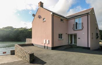 Curlew Holiday Cottage