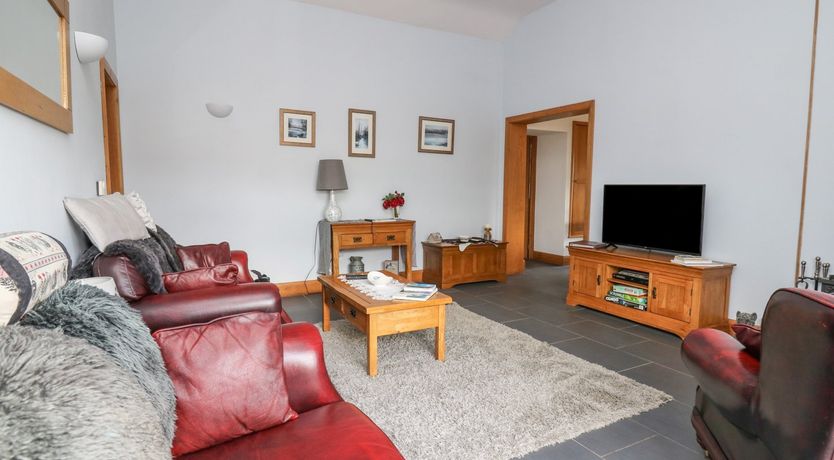 Photo of Yr Hen Llaethdy