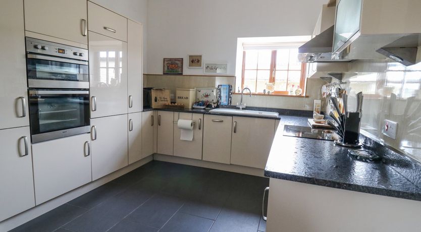 Photo of Yr Hen Llaethdy