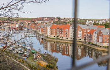 Whitby Harbour Retreat Apartment