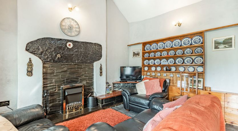 Photo of Henrhiw Bach