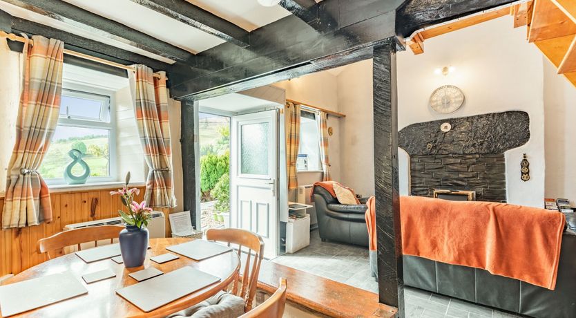 Photo of Henrhiw Bach