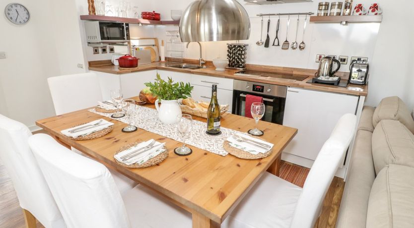 Photo of Beudy Hywel