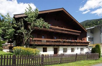 Apartment Gretl, Chalet Alte Bachmuhle Holiday Home
