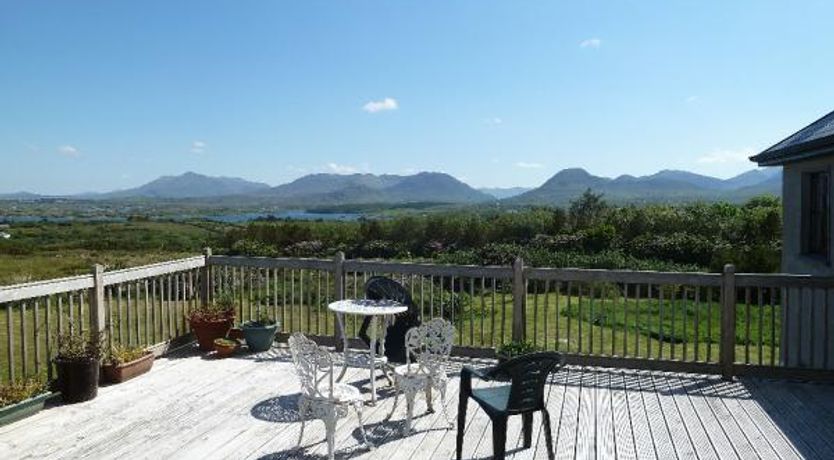 Photo of Large Connemara Cottage