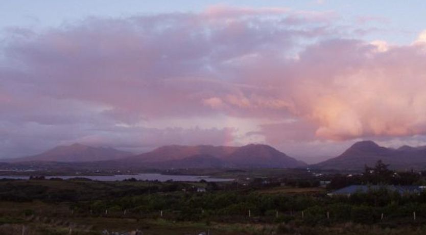 Photo of Large Connemara Cottage