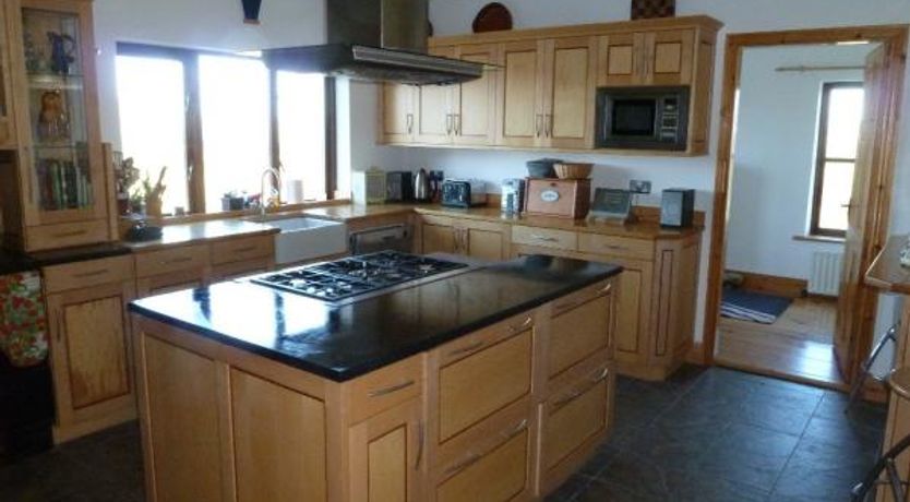 Photo of Large Connemara Cottage