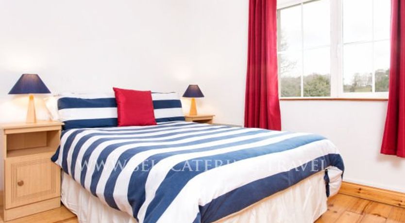 Photo of Killarney Holiday Village 1