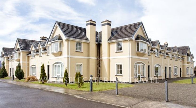 Photo of Killarney Holiday Village 1