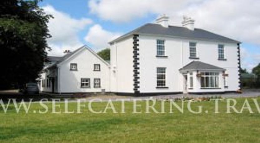 Photo of Lakeside Cottages