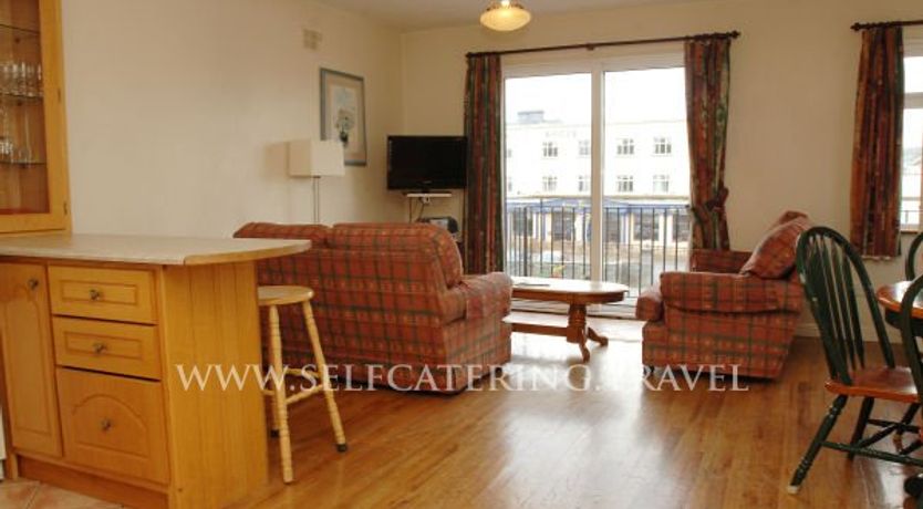 Photo of Grattan House Holiday Apartments 1