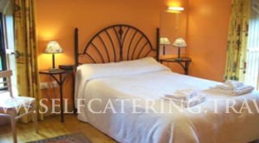 Photo of Strasburgh Manor