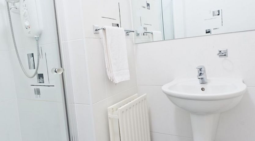 Photo of Lakeside Holidays Apartments