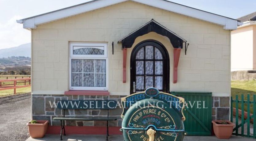 Photo of White Sands Cromane Upper