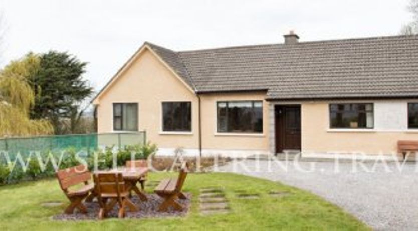Photo of Baileys Irish Cottage