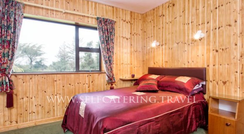 Photo of Baileys Irish Cottage