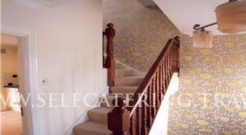 Photo of Ashmount Court