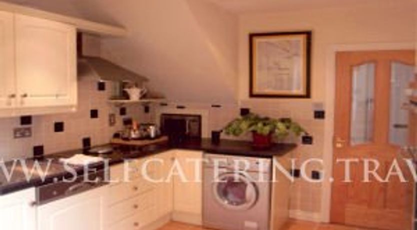 Photo of Ashmount Court