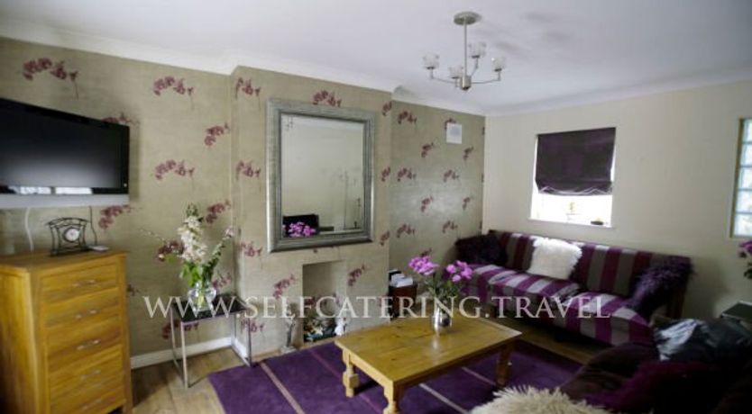 Photo of Ashmount Court